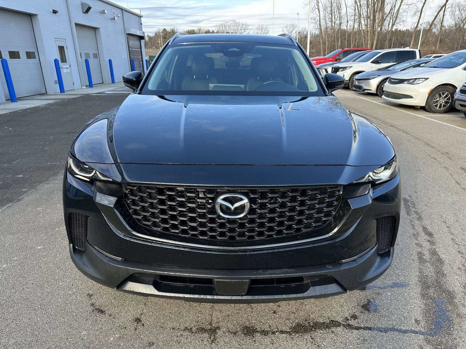 Used 2025 MAZDA CX-50 AWD 2.5 S w/ Premium Package image 12