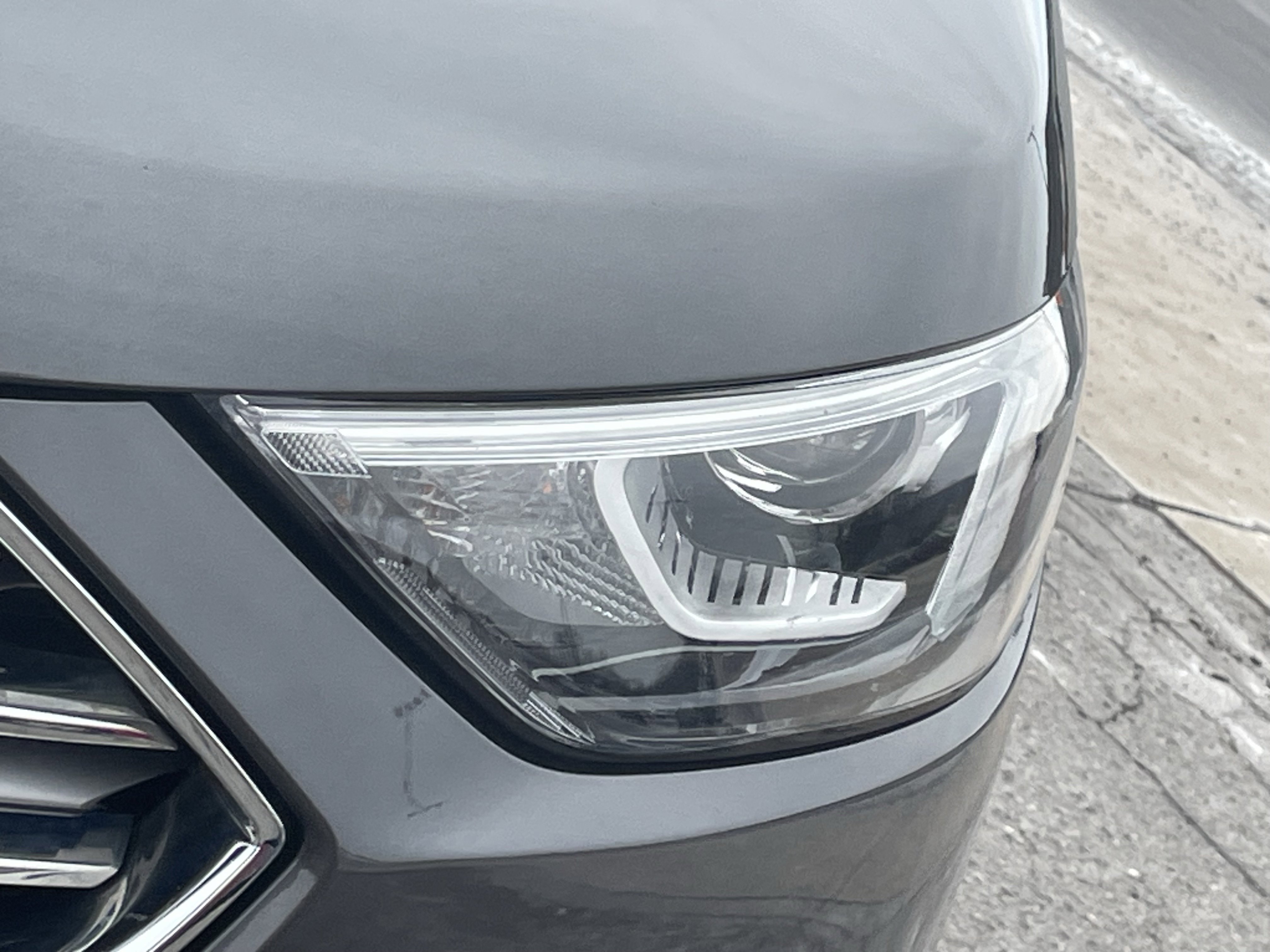 Used 2020 Ford Edge Titanium image 10