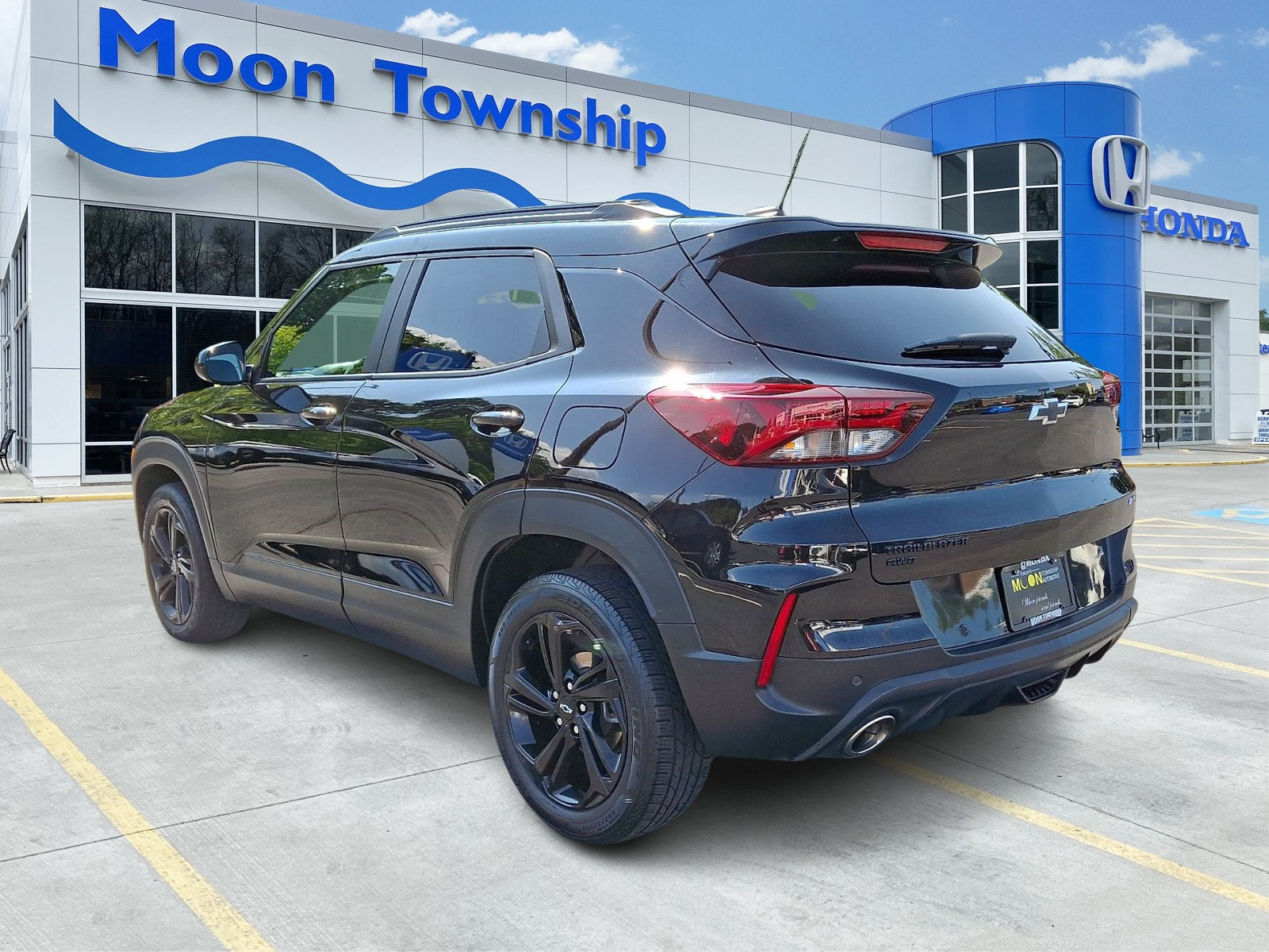 Used 2022 Chevrolet TrailBlazer RS w/ Technology Package AWD/4WD image 4
