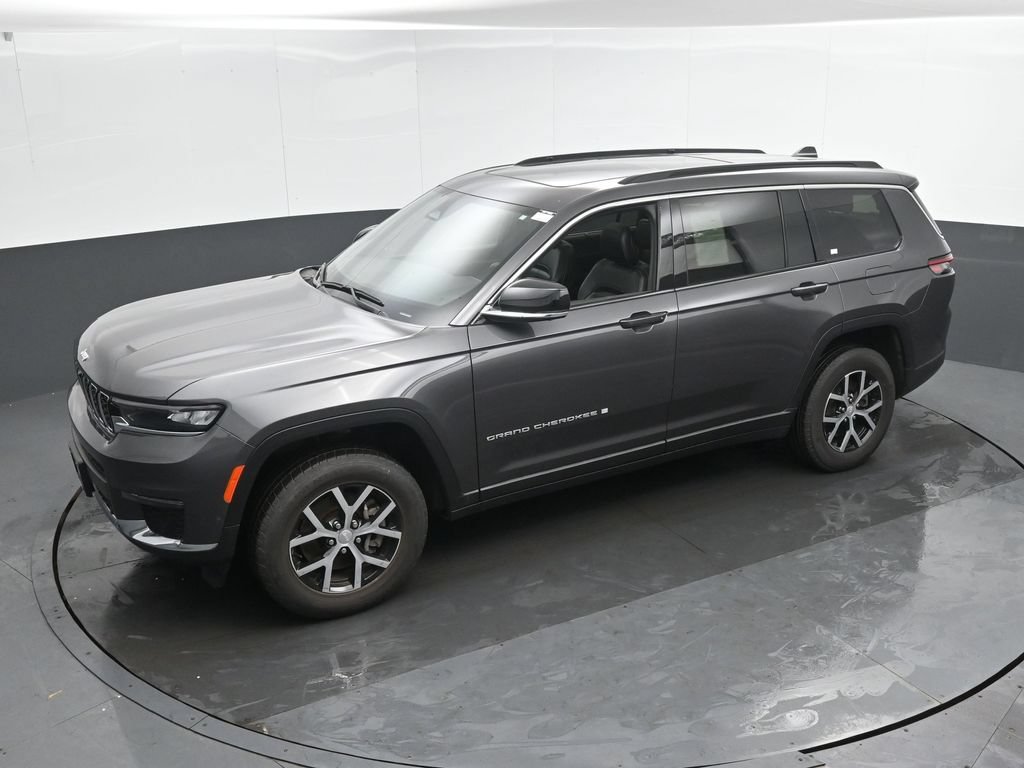 Used 2024 Jeep Grand Cherokee L Limited w/ Luxury Tech Group II AWD/4WD image 38