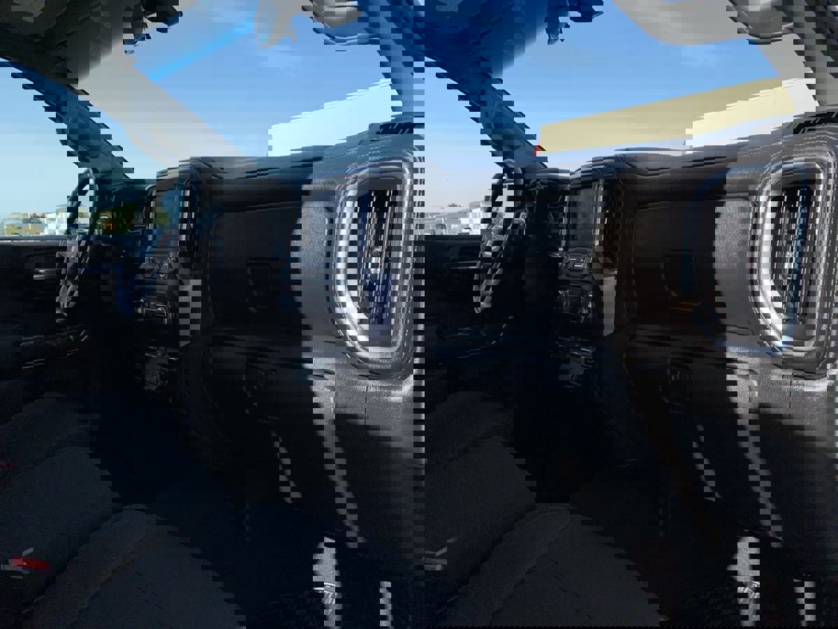 Used 2020 GMC Sierra 1500 Elevation image 30