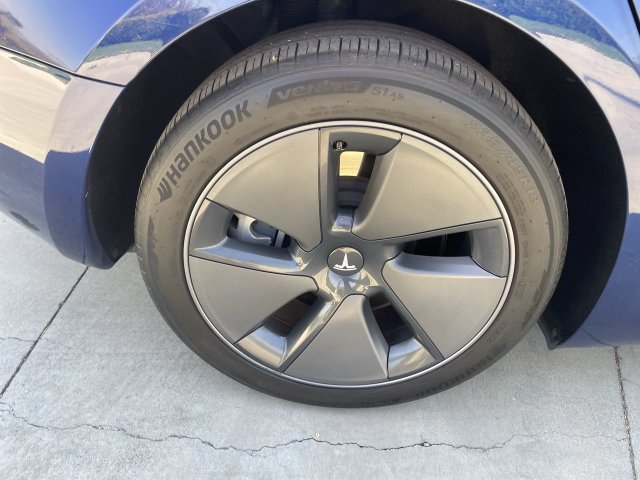 Used 2023 Tesla Model 3 Standard Range RWD image 34