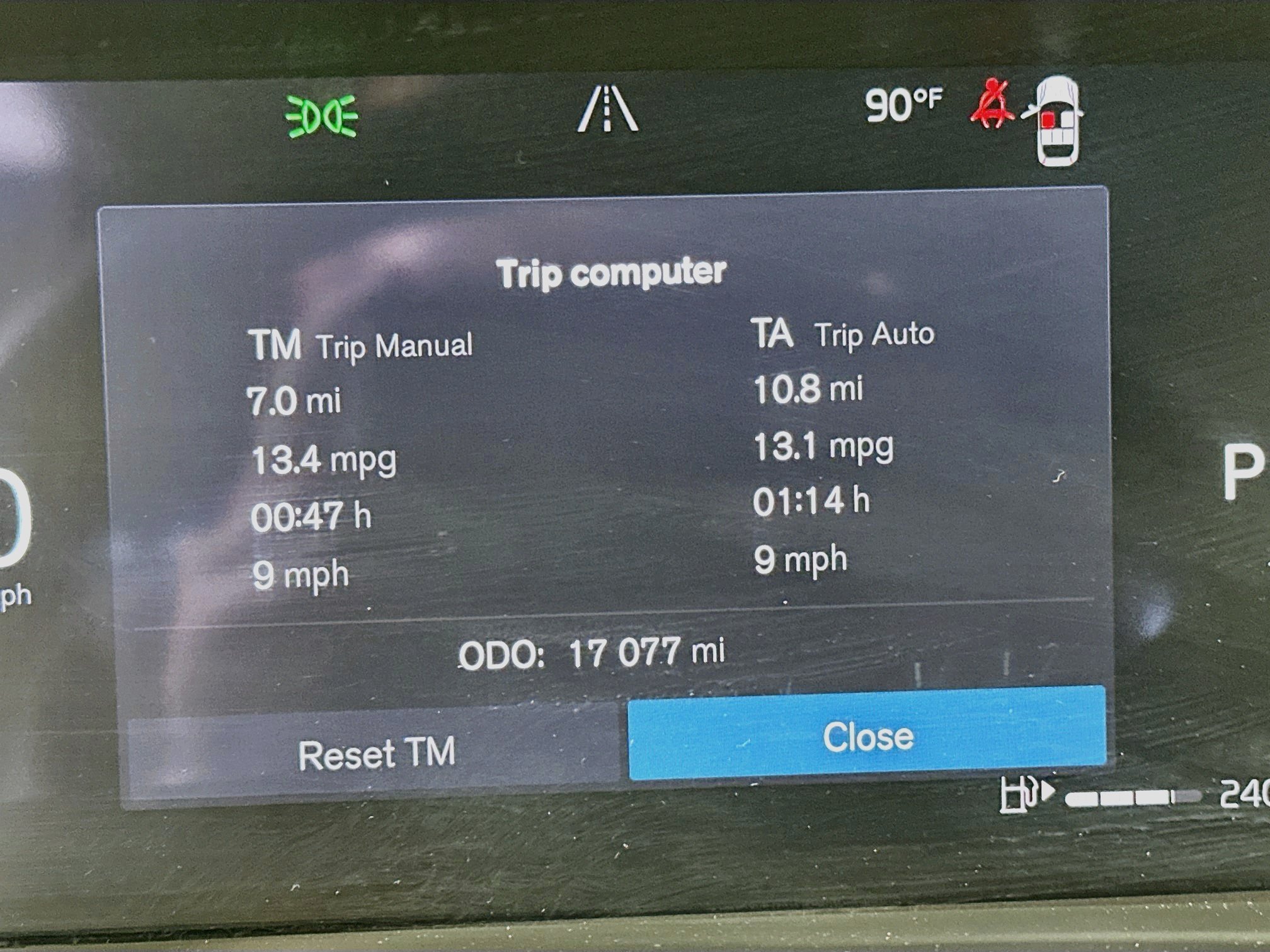Used 2026 Volvo XC40 B5 Plus AWD/4WD image 19