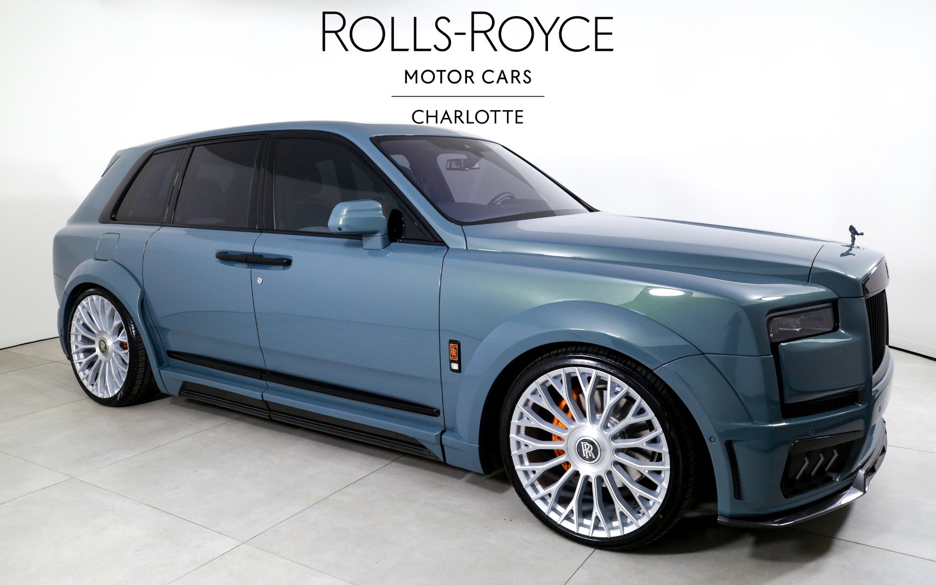 Used 2025 Rolls-Royce Cullinan image 5
