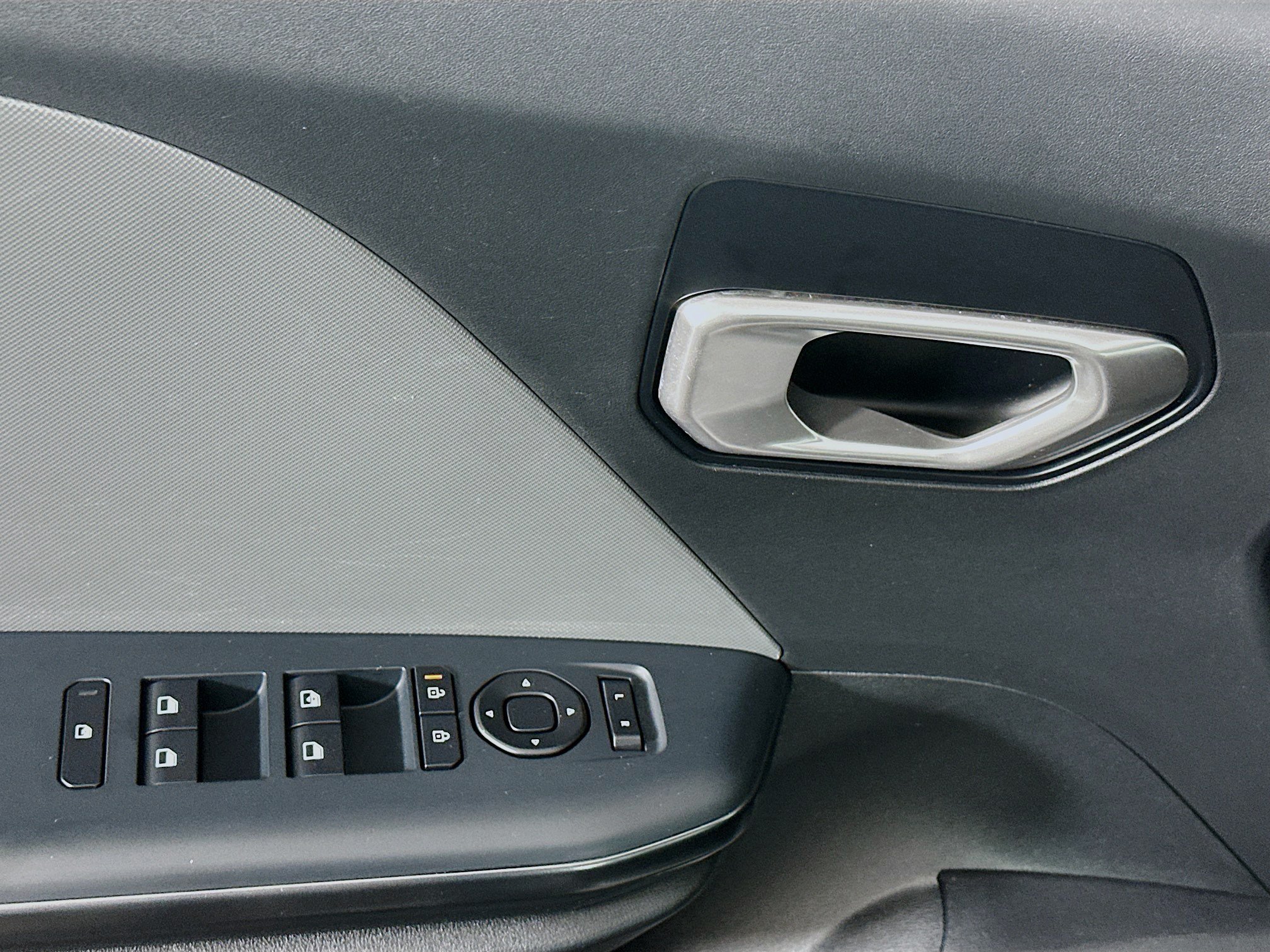 Used 2025 Kia K4 FWD image 15