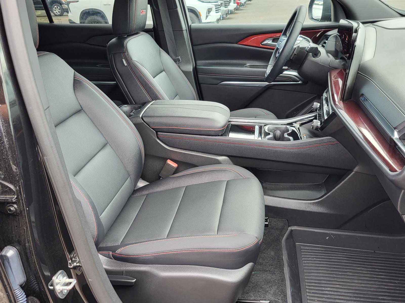 Used 2026 Chevrolet Traverse Z71 w/ Driver Confidence Package image 10