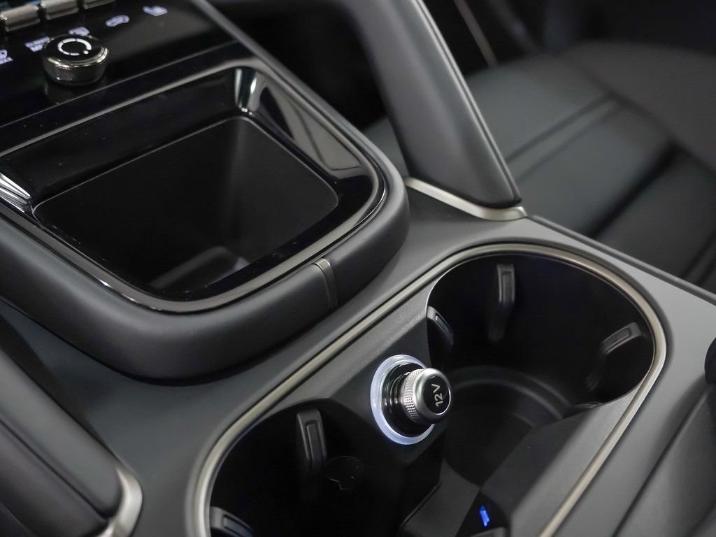 New 2026 Porsche Cayenne Turbo AWD/4WD image 33