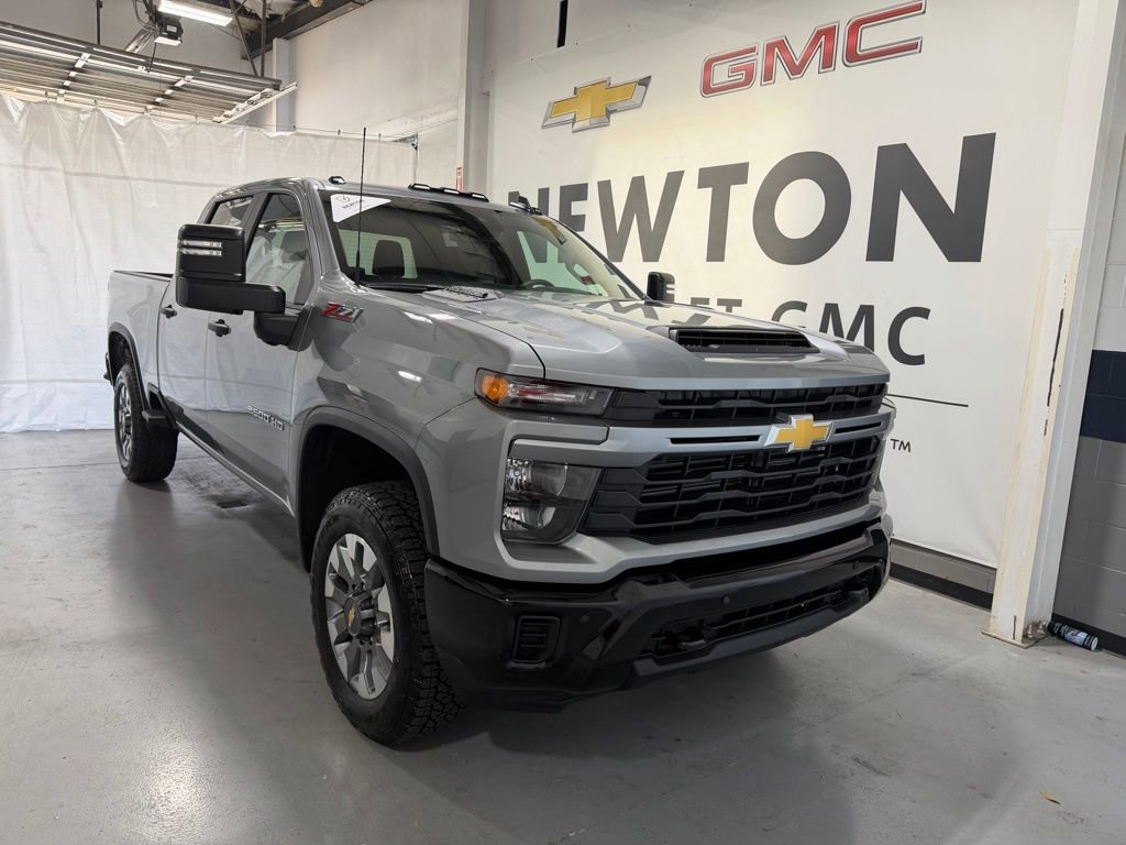 New 2026 Chevrolet Silverado 2500 Custom w/ Custom Value Package AWD/4WD image 2