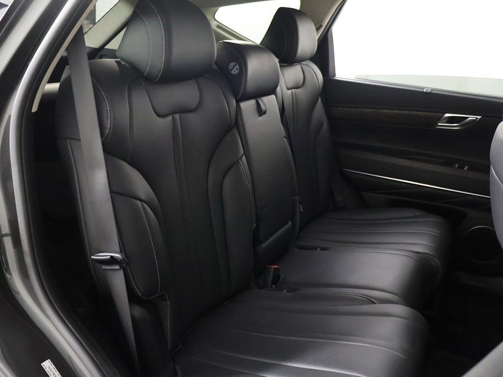 Used 2024 Genesis GV80 2.5T image 32