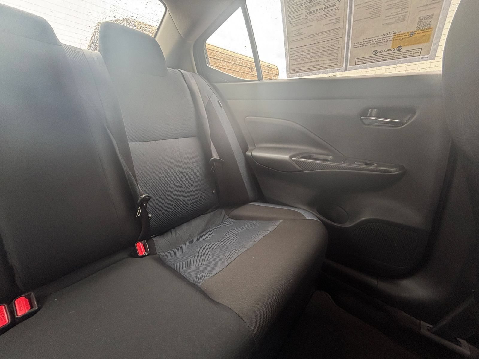Used 2025 Nissan Versa SV FWD image 33