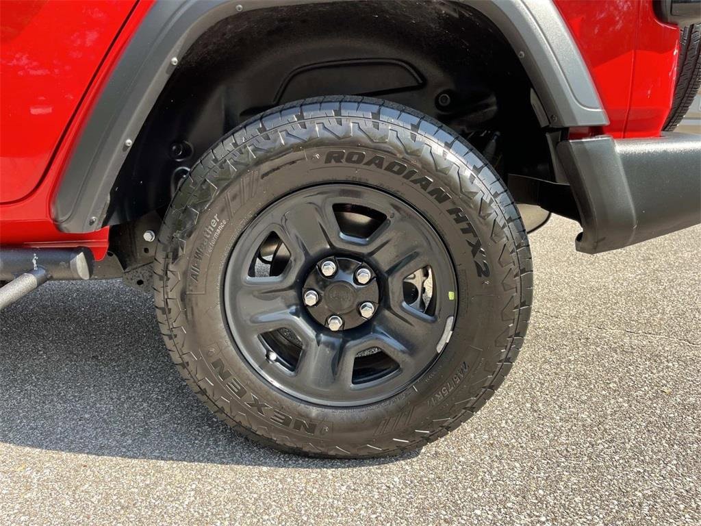 Used 2024 Jeep Wrangler Sport image 9