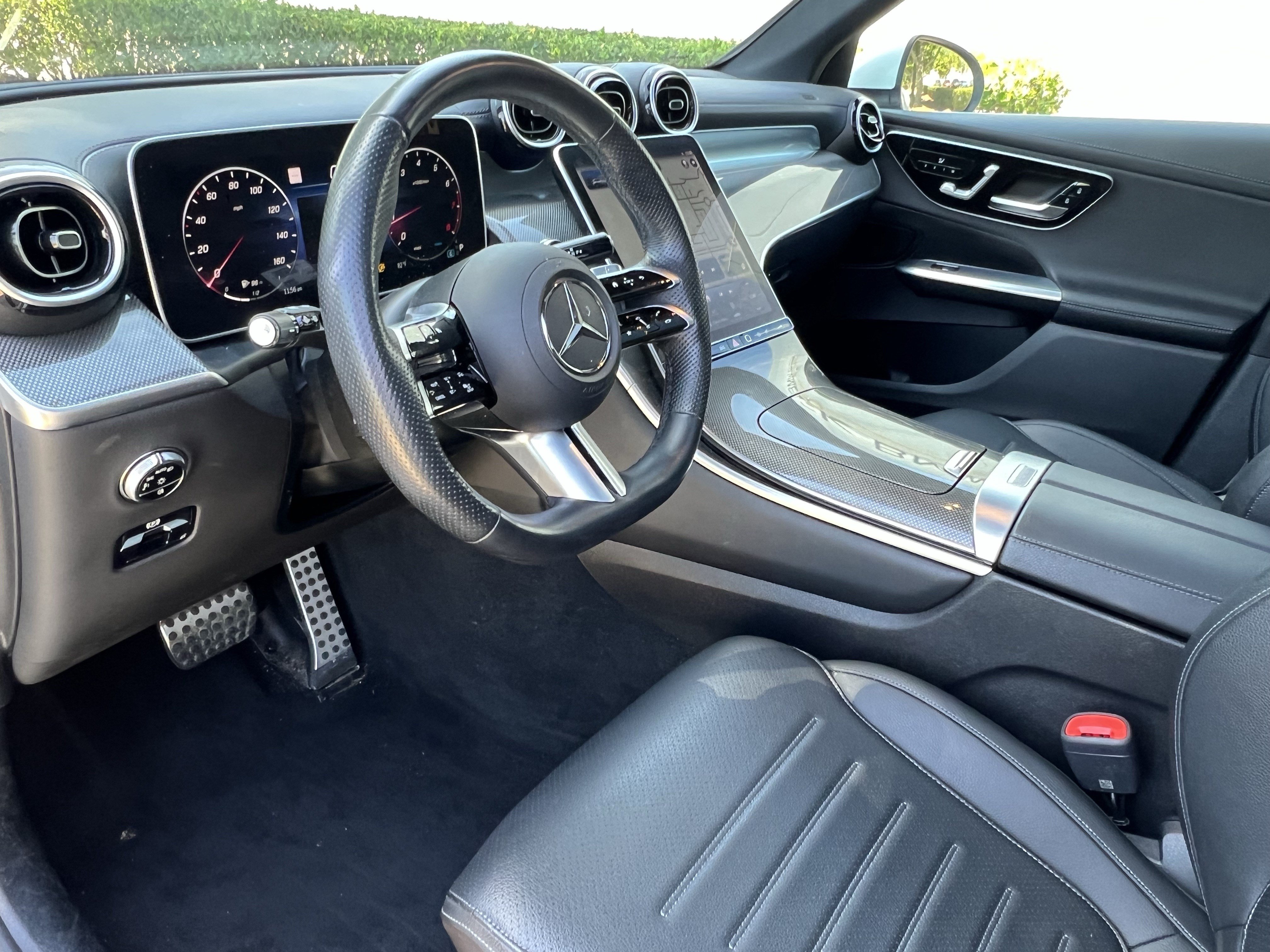 Used 2023 Mercedes-Benz GLC 300 4MATIC w/ AMG Line image 17