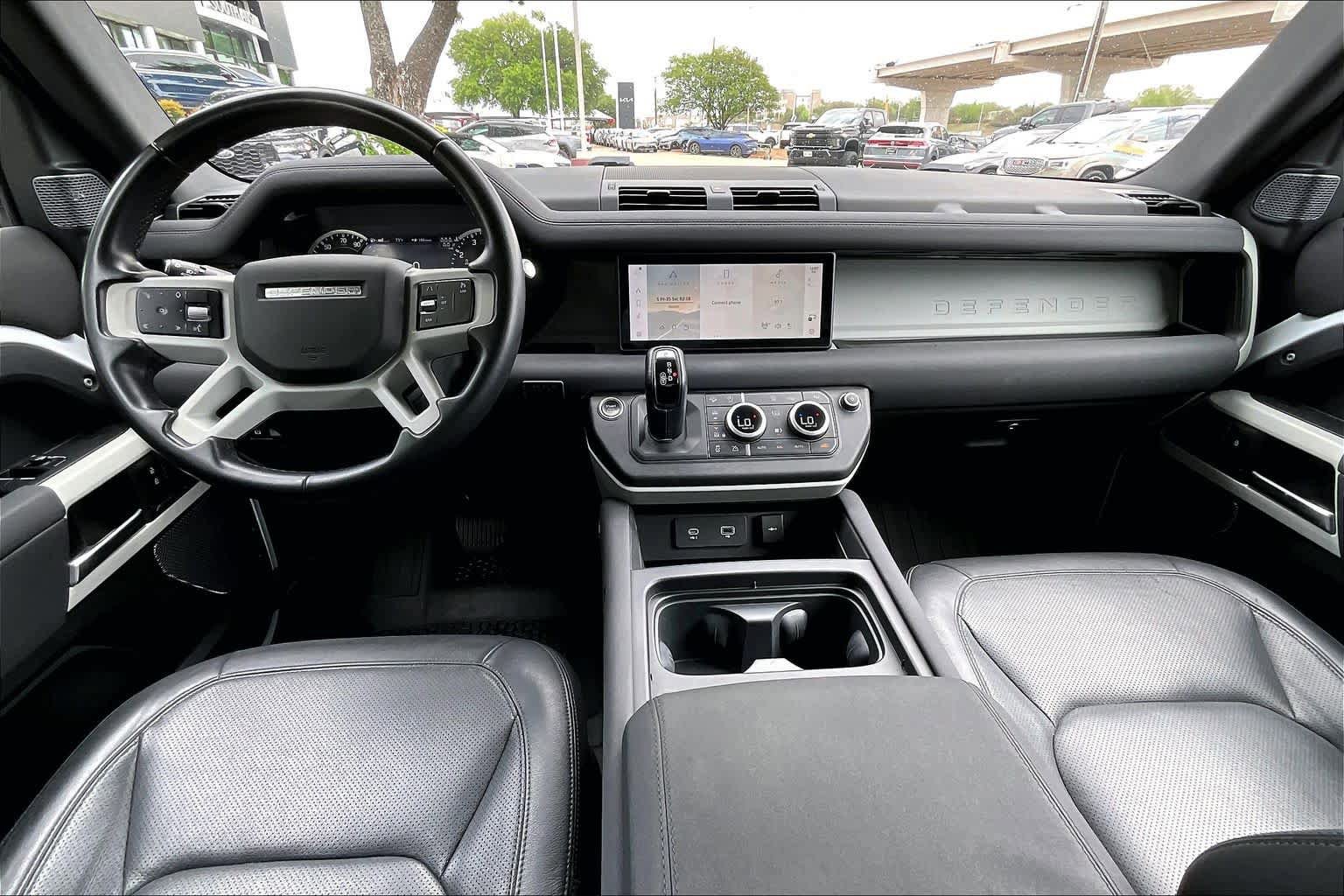 Used 2023 Land Rover Defender 110 S image 16