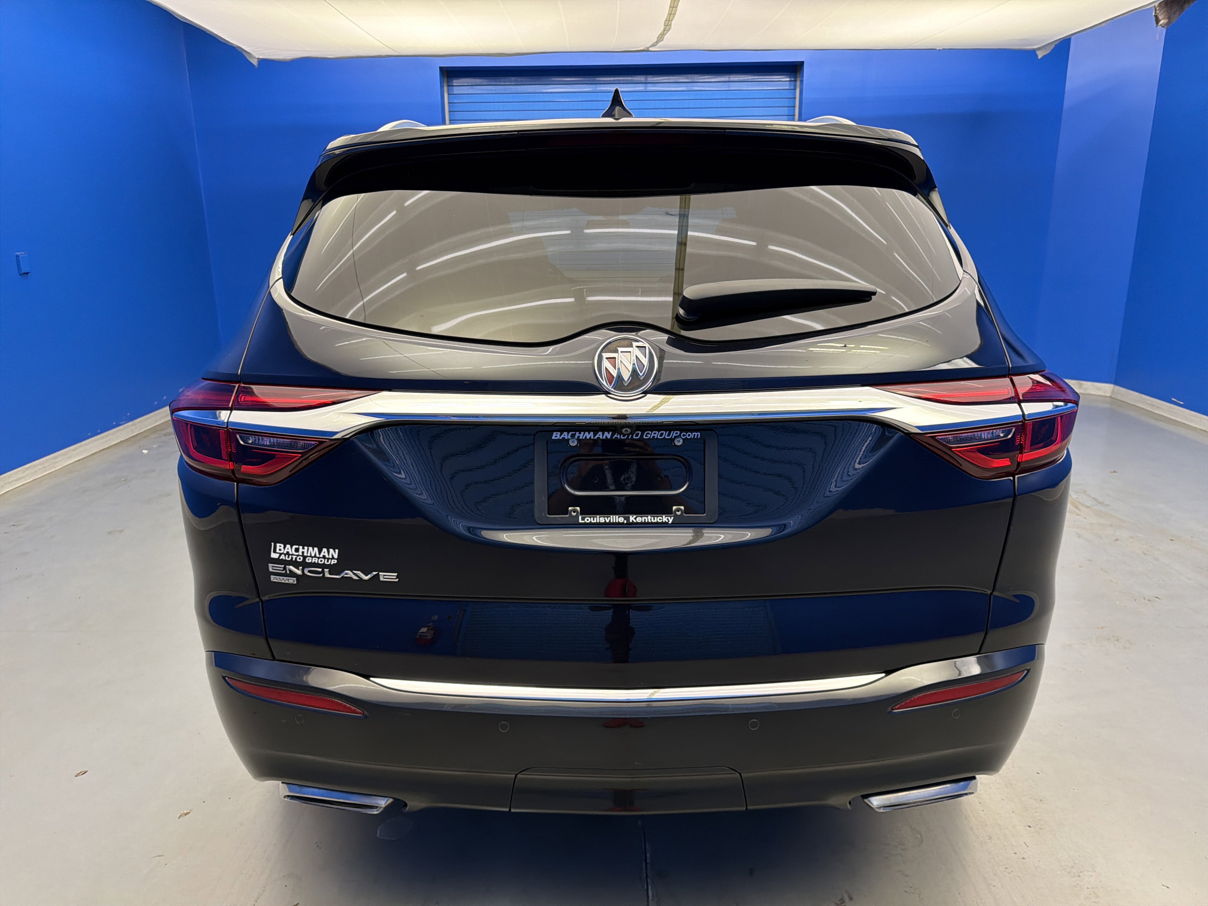 Used 2020 Buick Enclave Essence w/ Sound and Sites Package AWD/4WD image 6