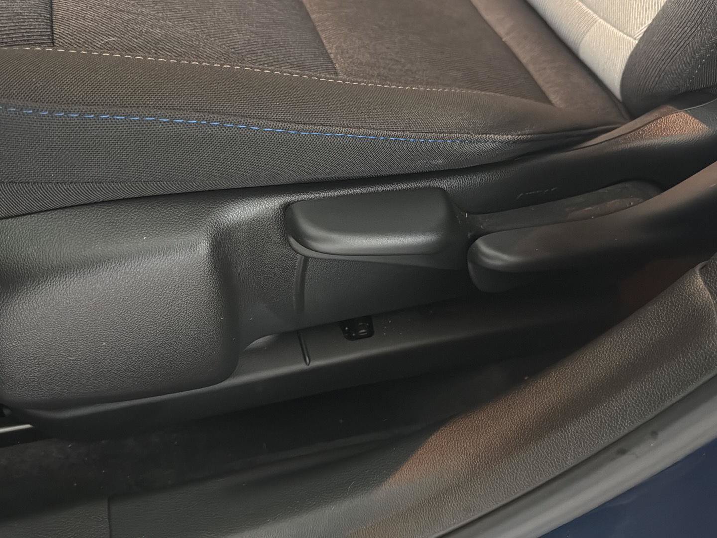 Certified 2024 Chevrolet Trax LS FWD image 9