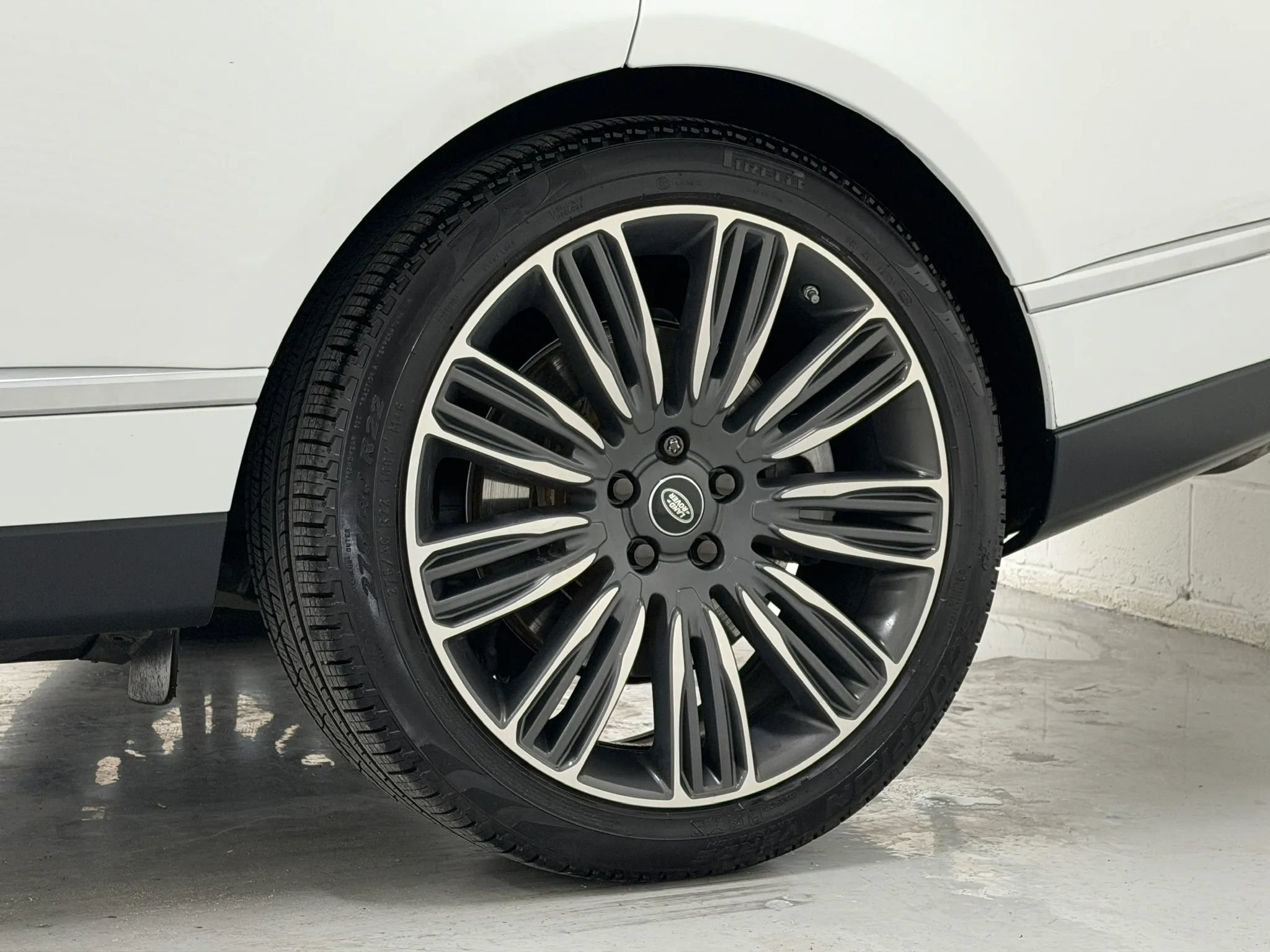 Used 2020 Land Rover Range Rover HSE AWD/4WD image 96