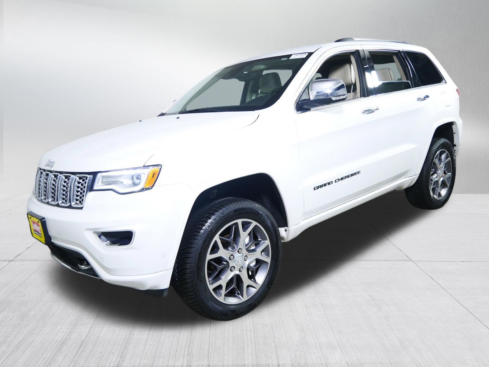 Used 2020 Jeep Grand Cherokee Overland image 3