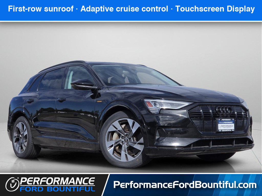 Used 2022 Audi e-tron Premium w/ Convenience Plus Package AWD/4WD image 1