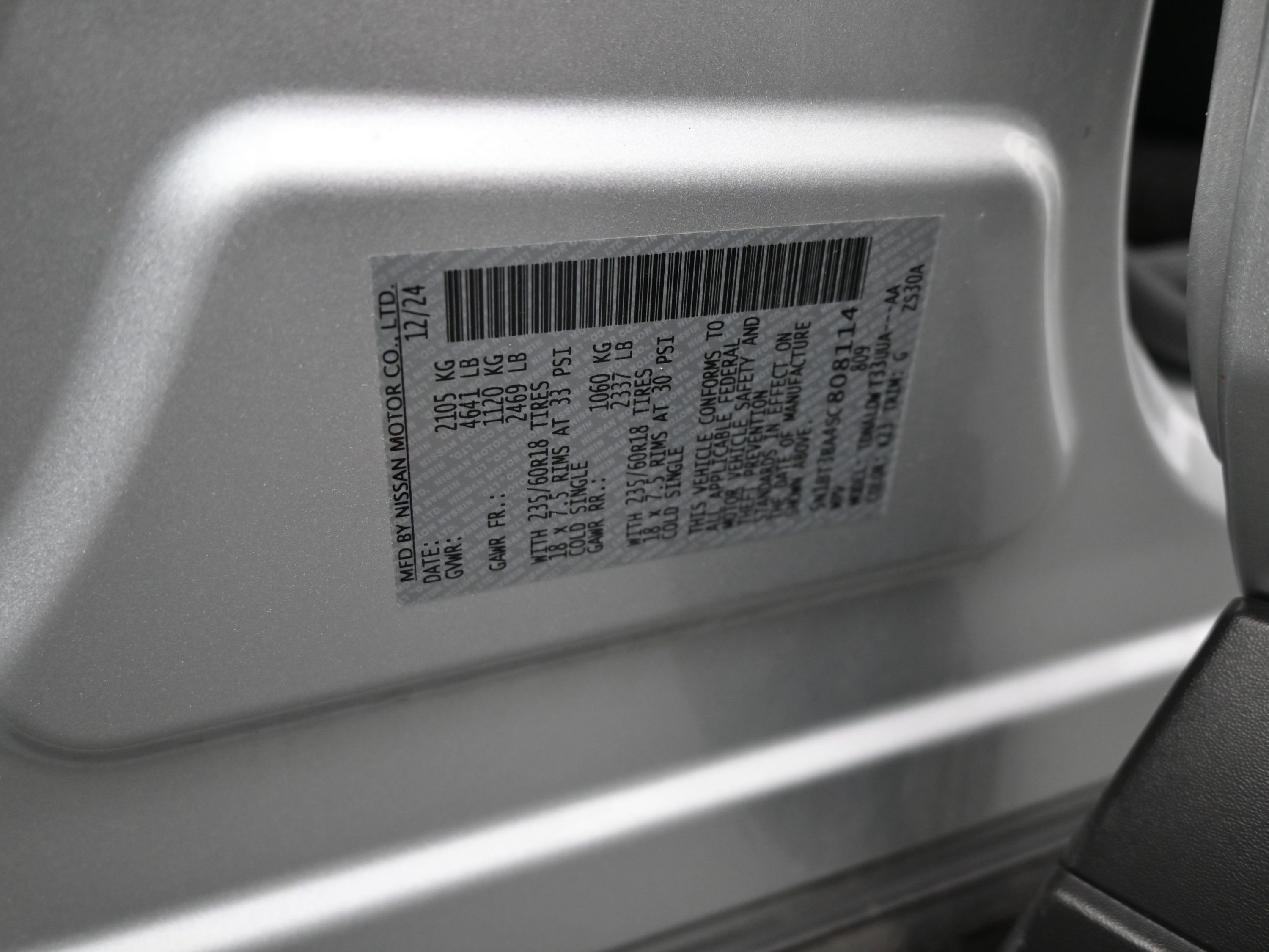 Used 2025 Nissan Rogue SV image 17