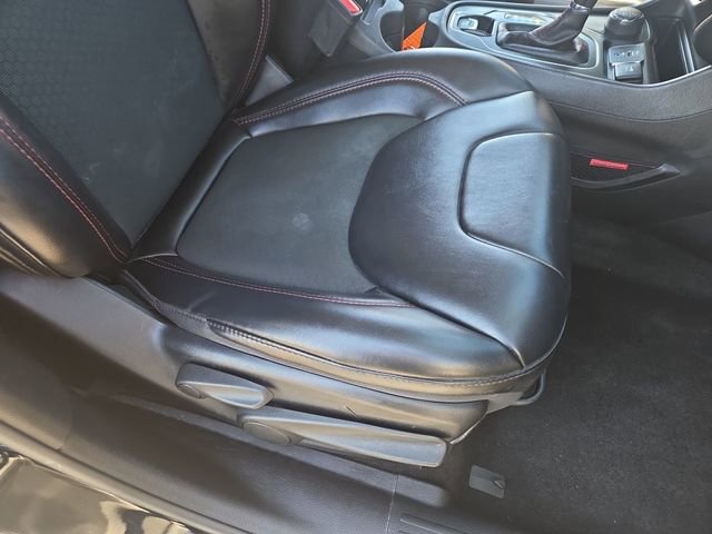 Used 2019 Jeep Cherokee Trailhawk image 30