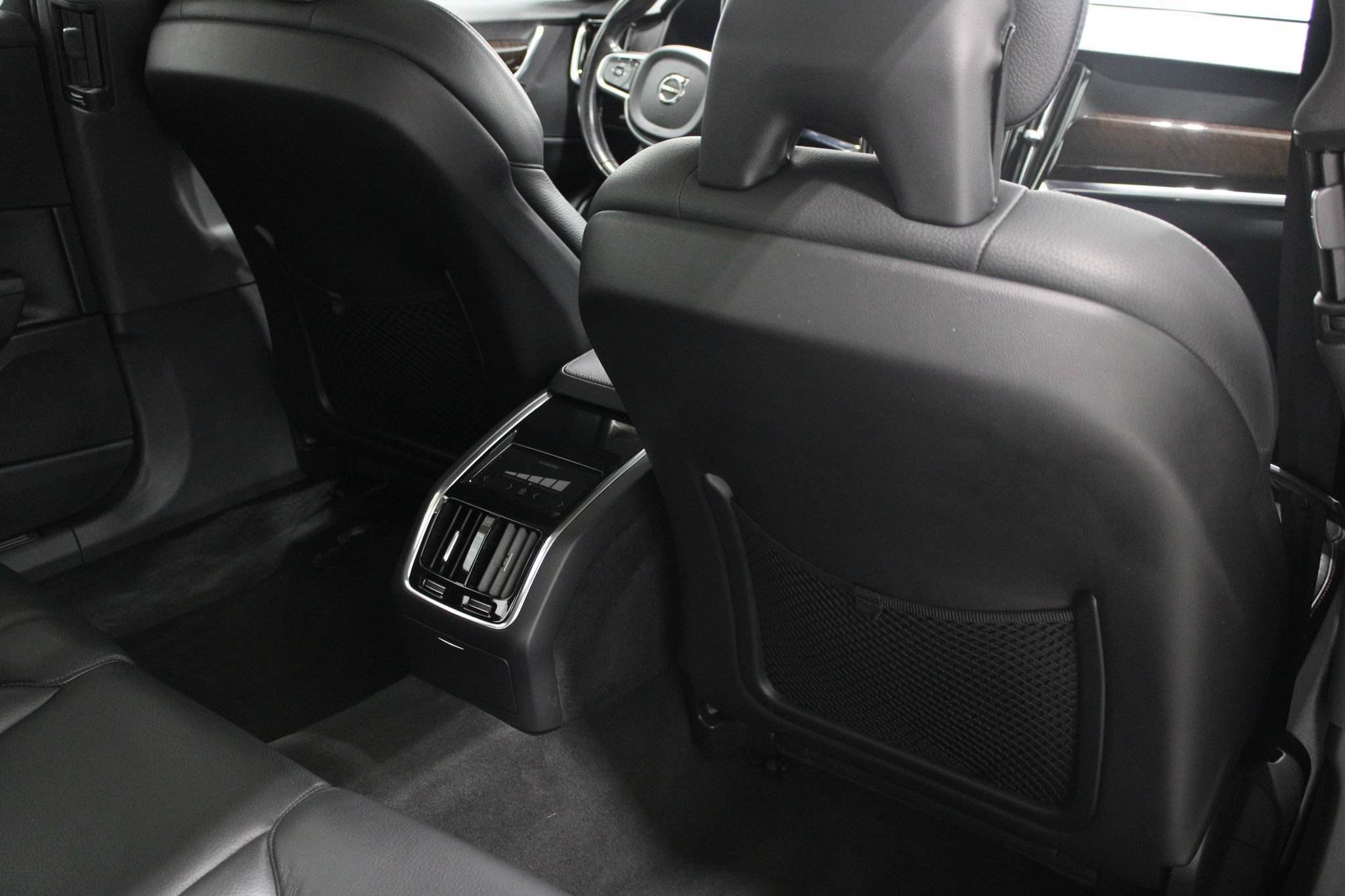 Used 2018 Volvo S90 T5 Momentum w/ Convenience Package AWD/4WD image 22