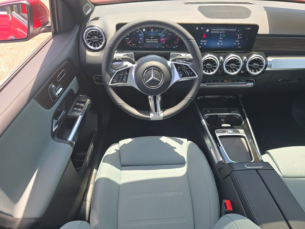 New 2026 Mercedes-Benz GLB 250 4MATIC image 25