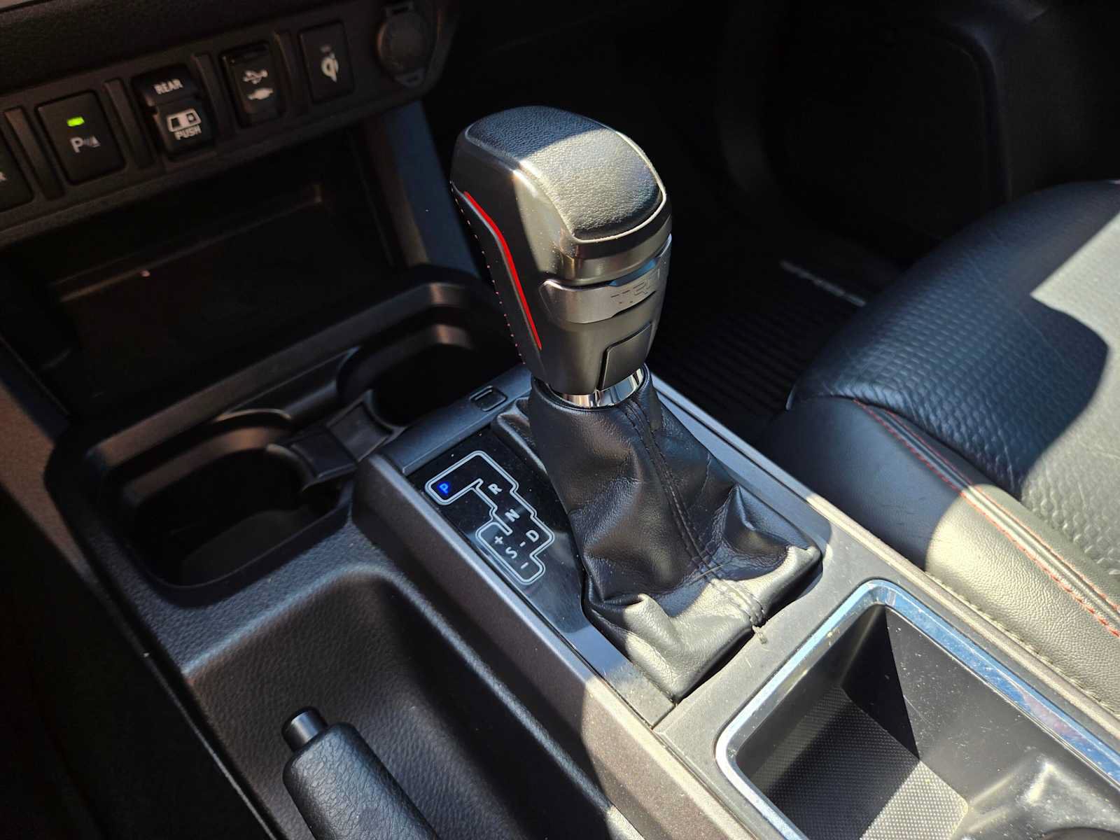 Used 2019 Toyota Tacoma TRD Pro AWD/4WD image 38