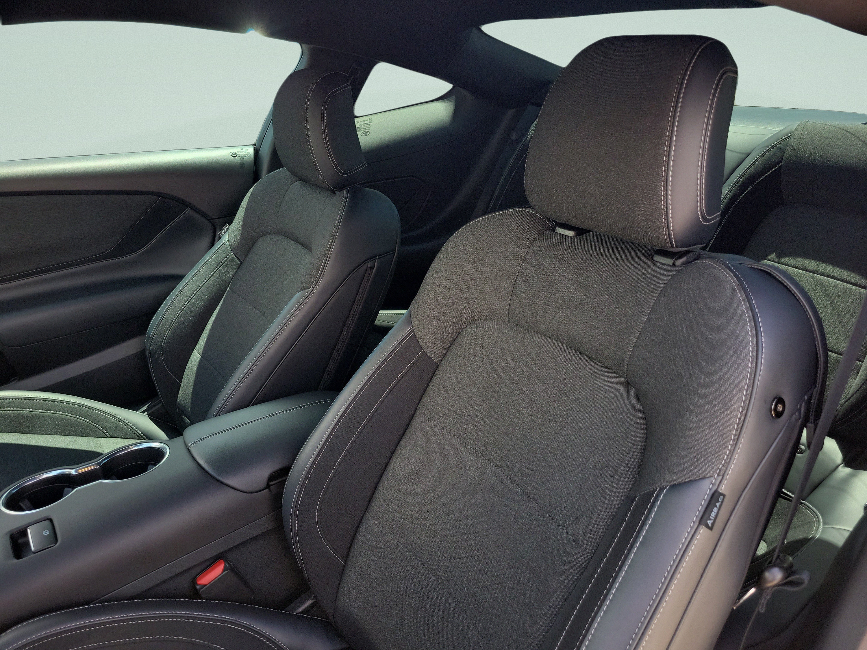 Used 2025 Ford Mustang GT RWD image 8