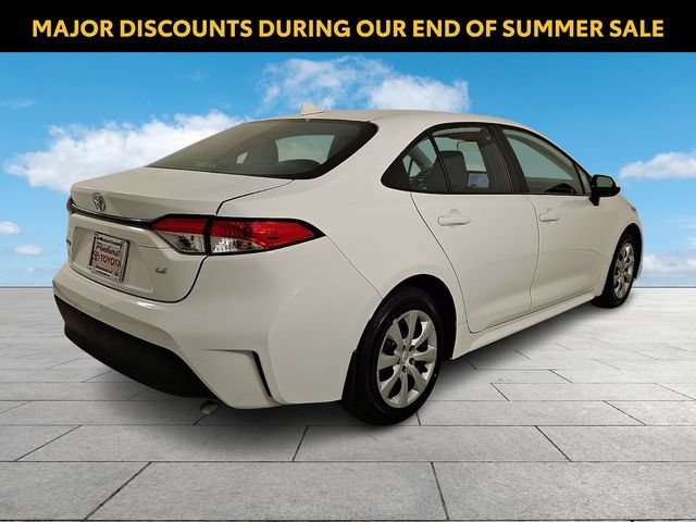 Used 2025 Toyota Corolla LE FWD image 8