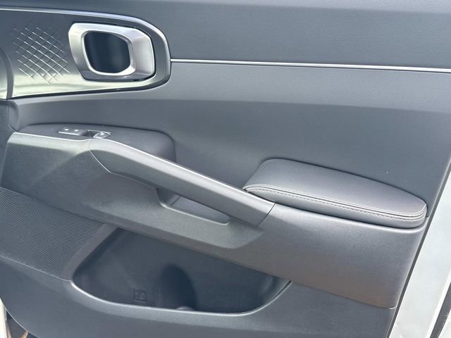 New 2026 Kia Sorento LX FWD image 15