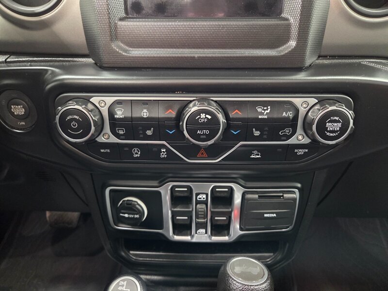 Used 2022 Jeep Wrangler Unlimited Sport AWD/4WD image 39