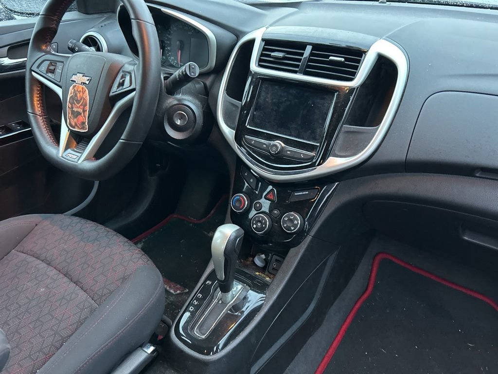 Used 2018 Chevrolet Sonic LT FWD image 9