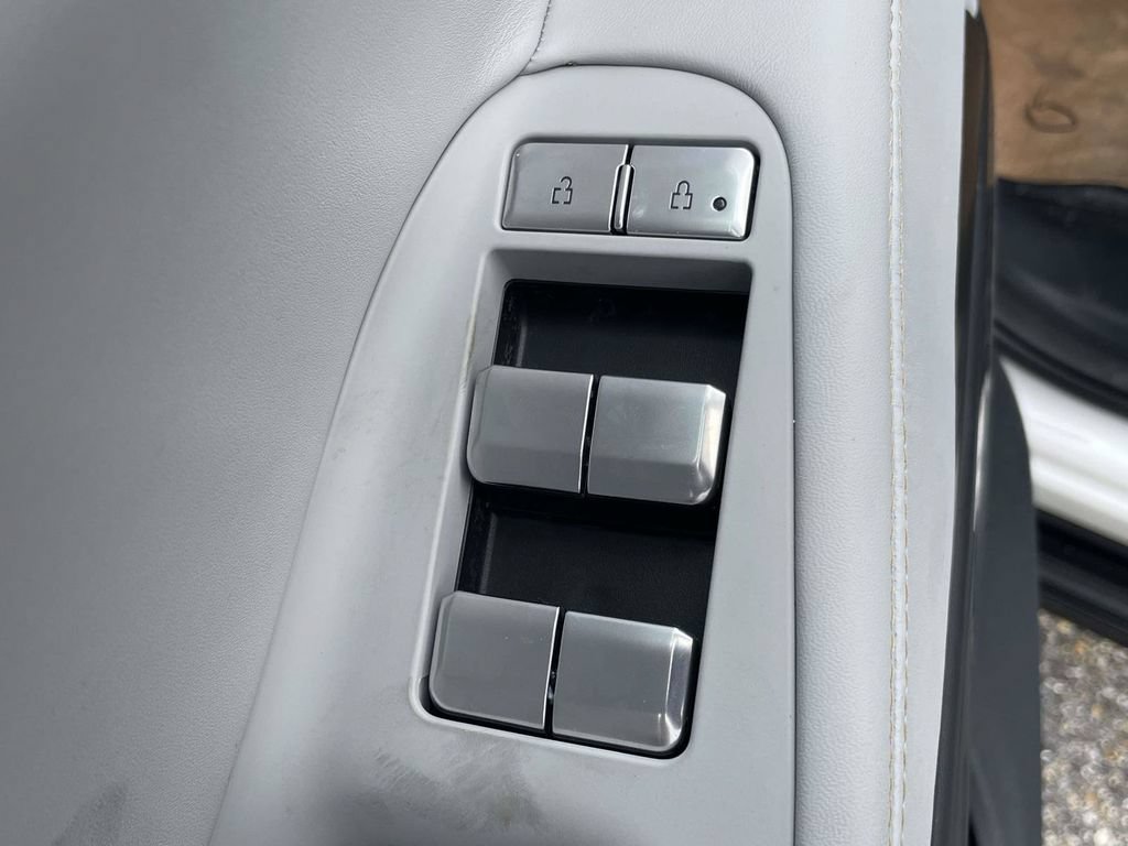 New 2027 Lincoln Navigator L Black Label w/ Black Label Special Edition AWD/4WD image 16