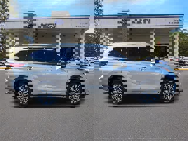 Used 2021 Toyota Highlander Platinum image 6