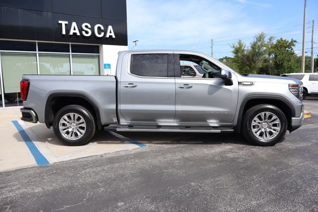 Used 2023 GMC Sierra 1500 Denali RWD image 9