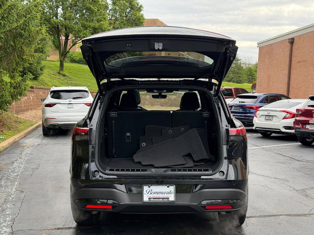 Used 2026 INFINITI QX60 Sport AWD/4WD image 4