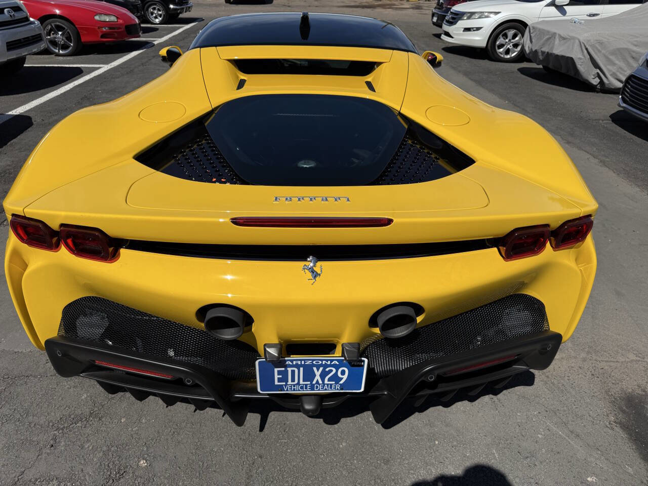 Used 2022 Ferrari SF90 Stradale image 8