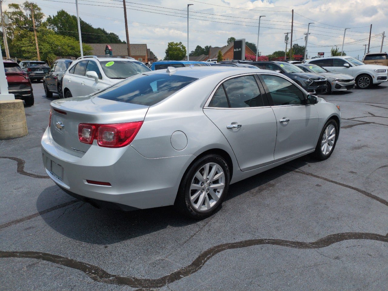 Used 2013 Chevrolet Malibu LTZ FWD image 4