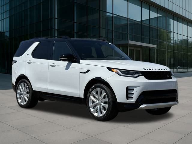 New 2024 Land Rover Discovery Dynamic SE image 7