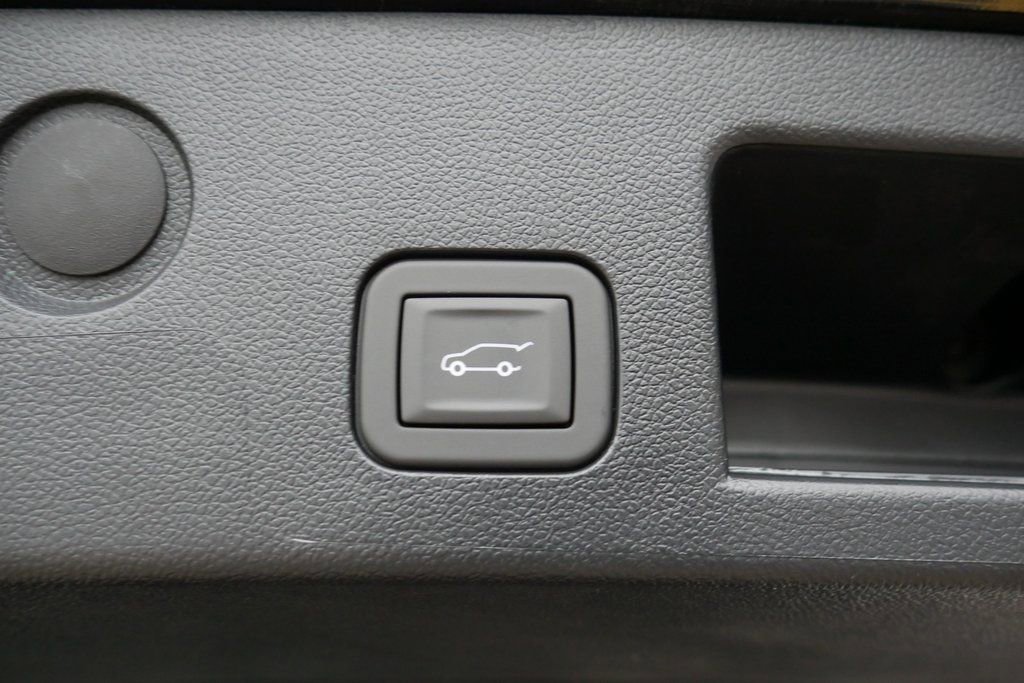 New 2026 Chevrolet Equinox LT w/ Convenience Package II FWD image 27