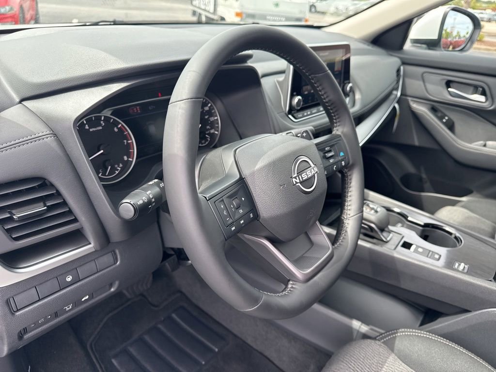 New 2026 Nissan Rogue SV FWD image 23