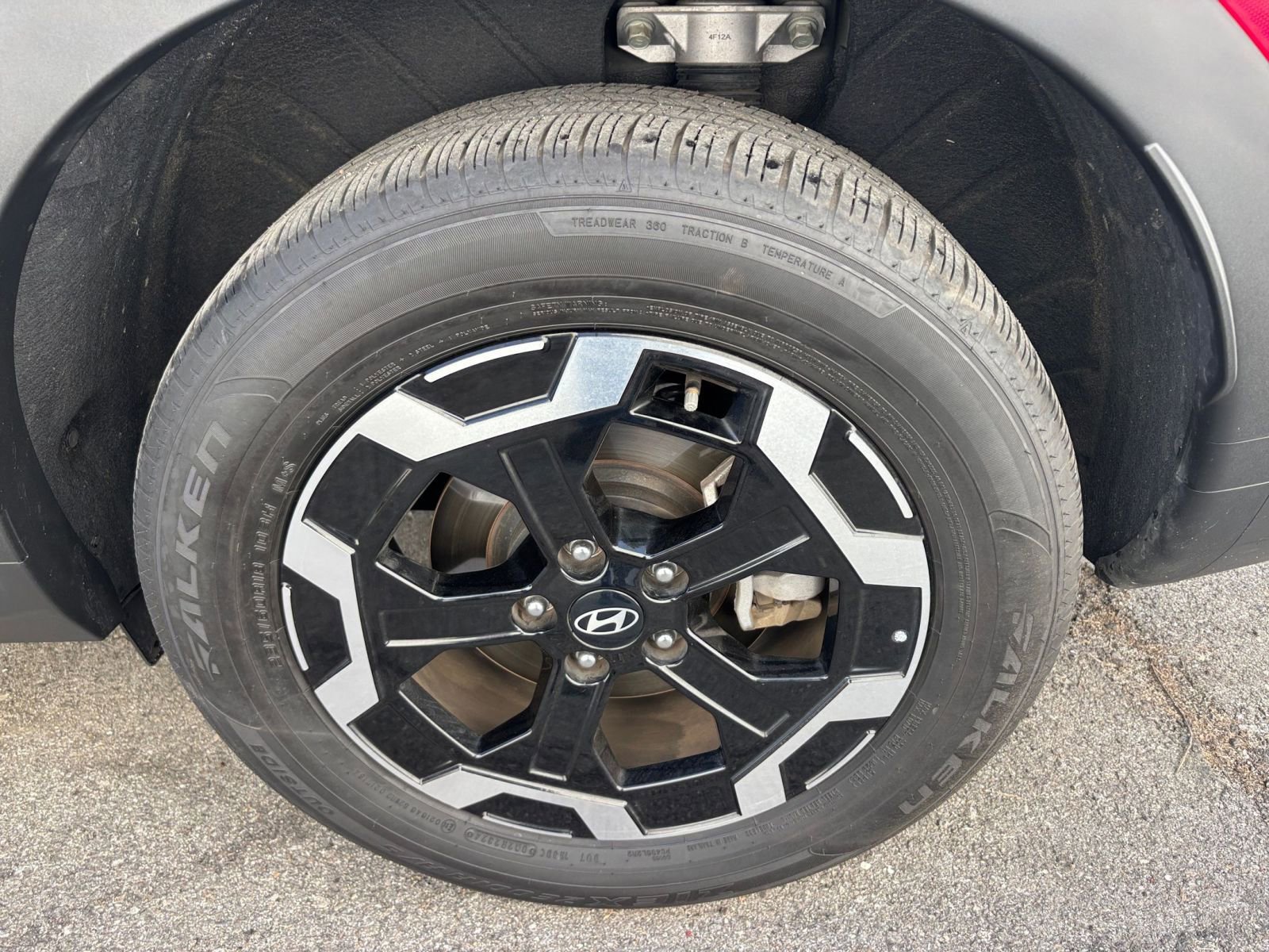 Used 2025 Hyundai Santa Fe SEL image 33