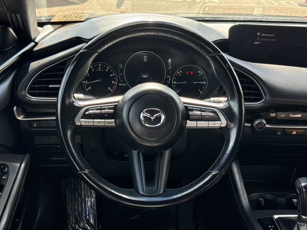 Used 2022 MAZDA MAZDA3 s FWD image 13