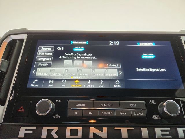 Used 2025 Nissan Frontier SV w/ SV Convenience Package image 27