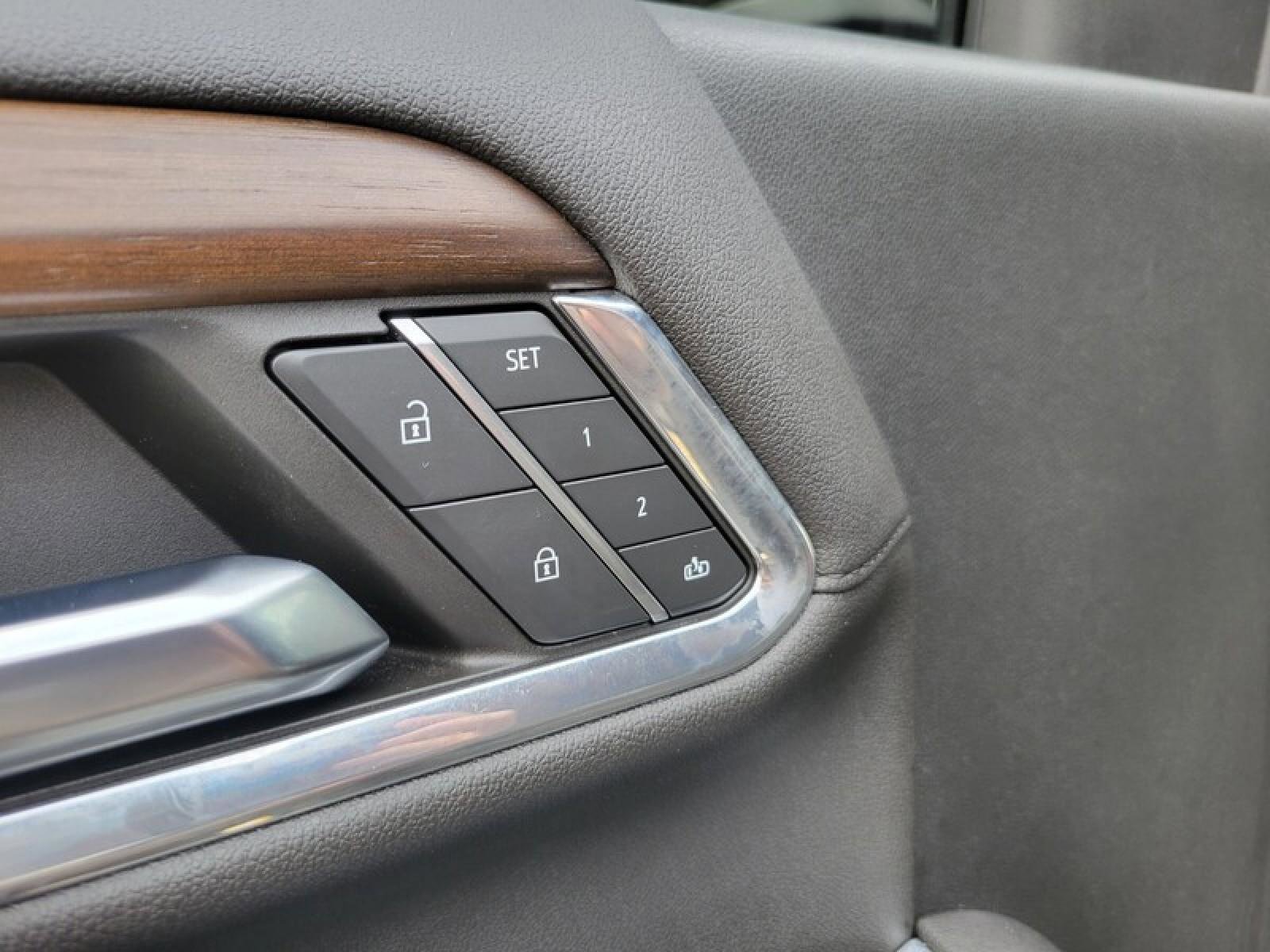 Used 2024 Chevrolet Silverado 2500 High Country image 22