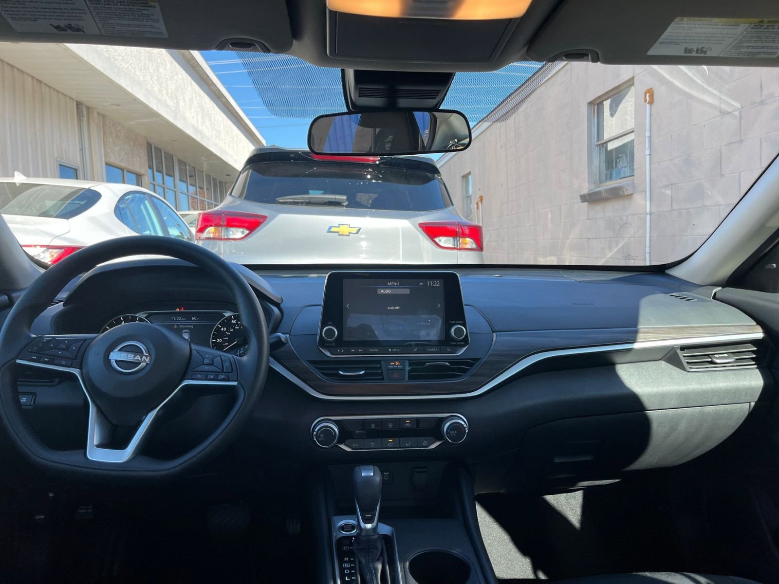 Used 2025 Nissan Altima 2.5 SV image 32