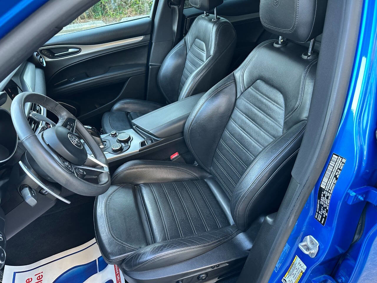 Used 2018 Alfa Romeo Stelvio Ti Sport image 13