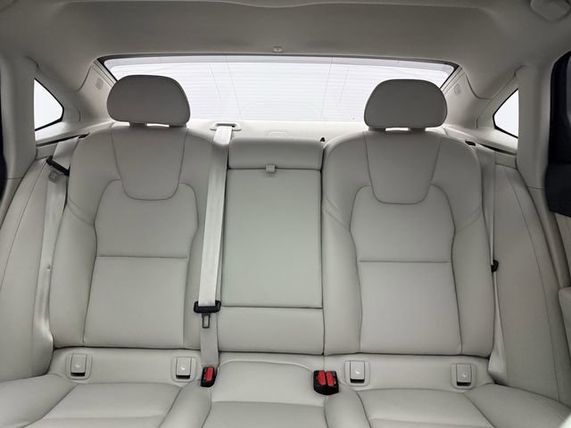 Certified 2023 Volvo S90 B6 Plus w/ Protection Package Premier image 26