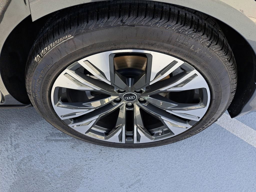 New 2026 Audi Q8 Premium Plus image 30