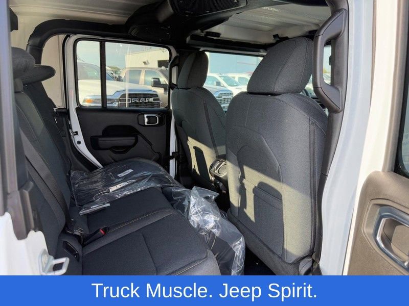 New 2025 Jeep Gladiator Sport image 5